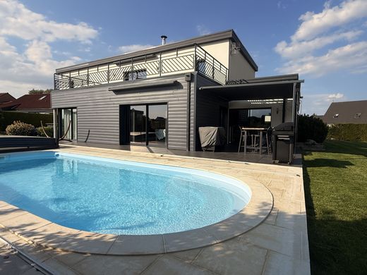 Элитный дом, Bouvigny-Boyeffles, Pas-de-Calais