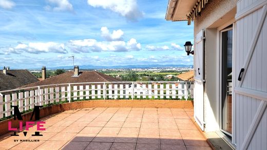 Casa de lujo en Chassieu, Ródano