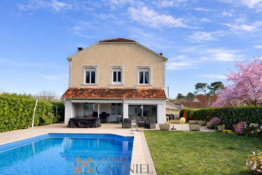 Luxury home in Casteljaloux, Lot-et-Garonne
