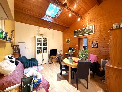 منزل ﻓﻲ Arès, Gironde