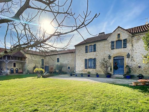 Maison de luxe à Maubourguet, Hautes-Pyrénées