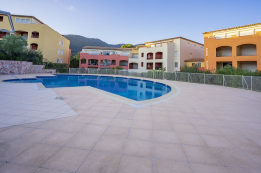 Apartament w Cavalaire-sur-Mer, Var