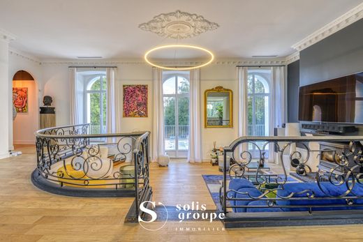 Luxury home in Le Pellerin, Loire-Atlantique
