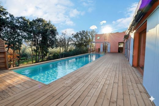 Вилла, Octon, Hérault