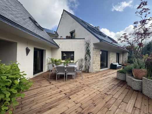 Luxury home in Plabennec, Finistère