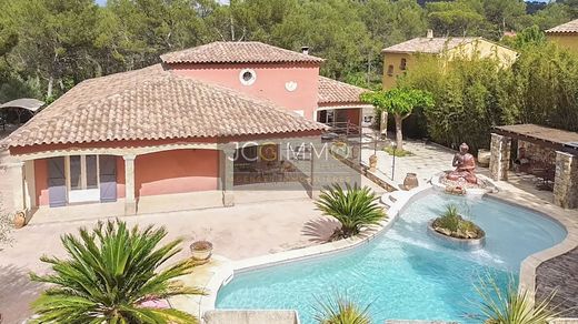 Villa in Rocbaron, Var
