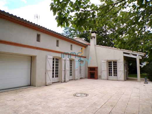 Labarthe-sur-Lèze, Upper Garonneの高級住宅