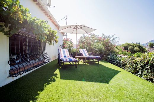 Villa in Mandelieu-la-Napoule, Alpes-Maritimes