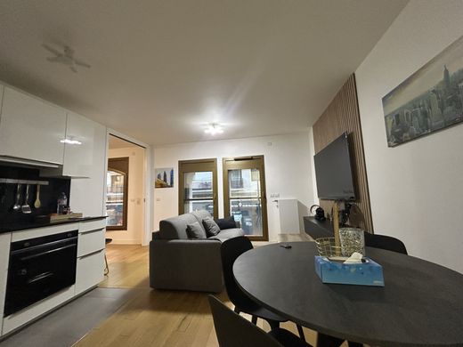 아파트 / La Muette, Auteuil, Porte Dauphine, Paris