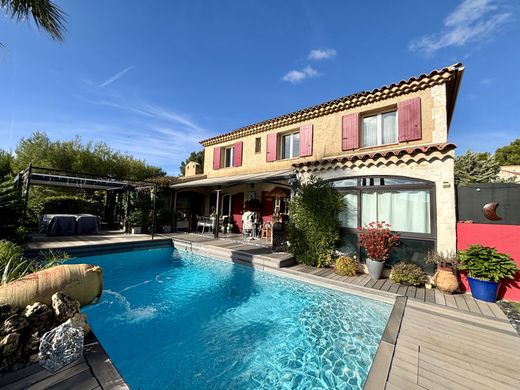 Casa di lusso a La Cadière-d'Azur, Var