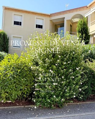 Apartment / Etagenwohnung in Orange, Vaucluse