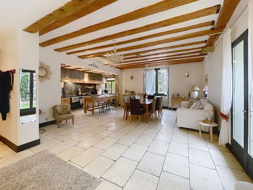 ‏בתי יוקרה ב  Millery, Rhône