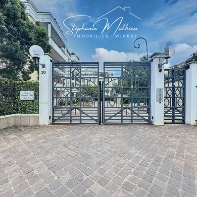 Apartment in Rueil-Malmaison, Hauts-de-Seine