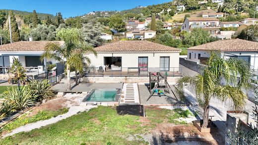 Luxury home in Carqueiranne, Var