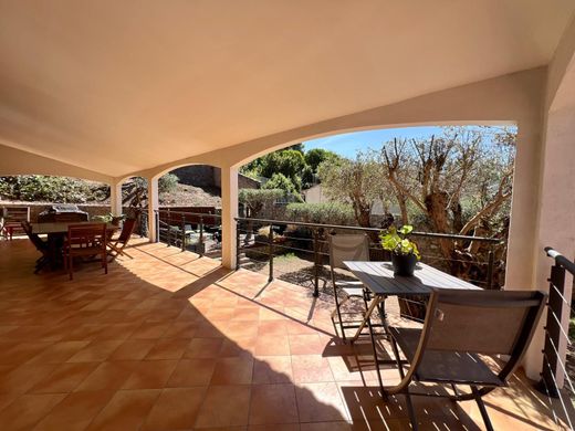 Luxury home in Le Revest-les-Eaux, Var