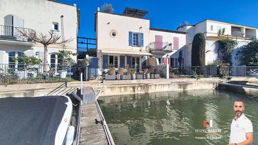 Casa de lujo en Aigues-Mortes, Gard