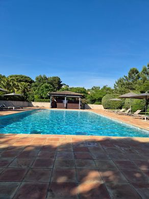 Maison de luxe à Gassin, Var