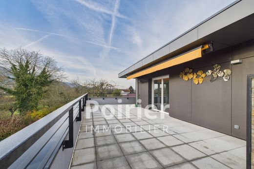 Apartment in Sciez, Haute-Savoie