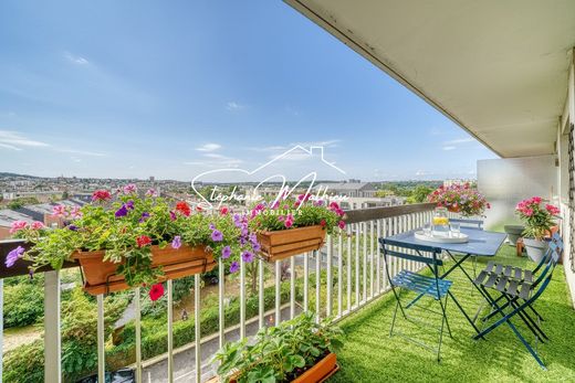 Piso / Apartamento en Rueil-Malmaison, Altos de Sena