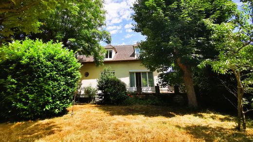 Luxury home in Meudon, Hauts-de-Seine
