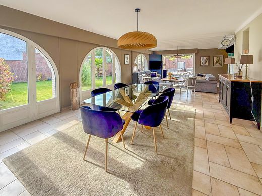 Casa di lusso a Templeuve-en-Pévèle, North