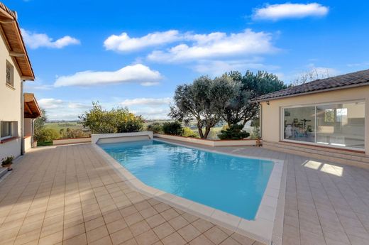 Casa di lusso a Vacquiers, Alta Garonna