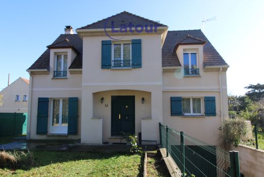 Casa di lusso a Vernouillet, Eure-et-Loir