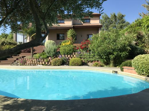 빌라 / Saint-Orens-de-Gameville, Upper Garonne