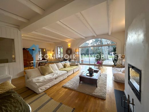 Luxury home in Saint-Rémy-de-Provence, Bouches-du-Rhône