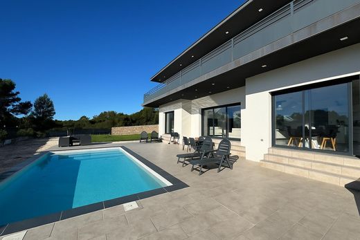 Lüks ev Nîmes, Gard