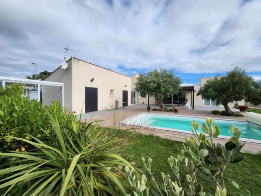 Luxus-Haus in Narbonne, Aude