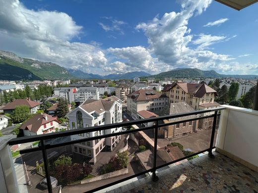 Apartament w Annecy, Haute-Savoie