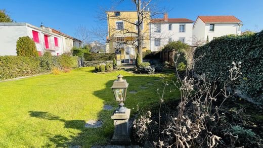 Casa di lusso a Clermont-Ferrand, Puy-de-Dôme