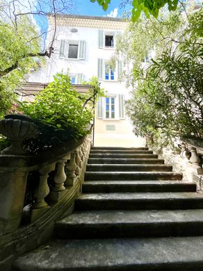 Nyons, Drômeの高級住宅