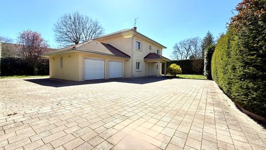 Luxury home in Prévessin-Moëns, Ain