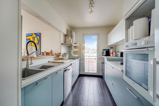 Квартира, Belleville, Père-Lachaise, Ménilmontant, Paris