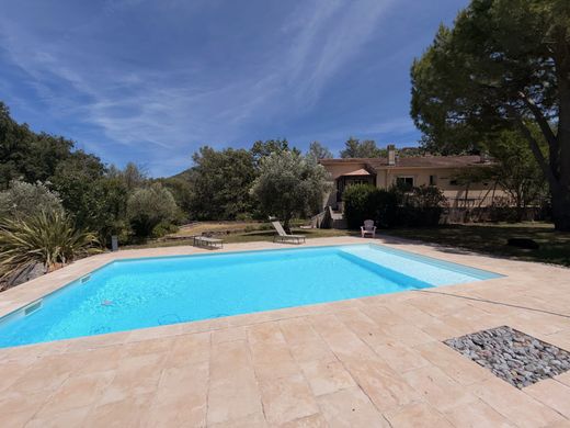 Luxury home in Évenos, Var