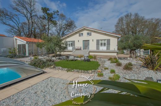 Элитный дом, Saint-Georges-de-Didonne, Приморская Шаранта