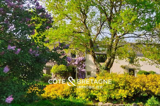 Casa di lusso a Sulniac, Morbihan