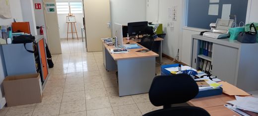 Biuro w Sainte-Clotilde, Réunion