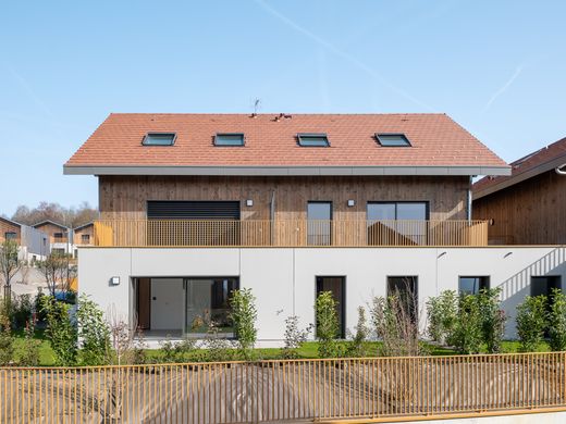 Apartment in Annecy, Haute-Savoie