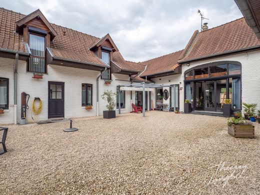 Luxe woning in Sainghin-en-Mélantois, North