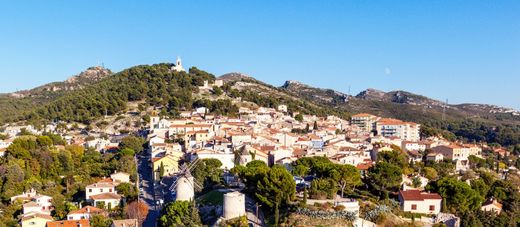 Teren w Allauch, Bouches-du-Rhône
