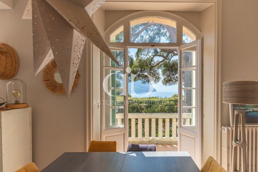 Luxury home in Cassis, Bouches-du-Rhône