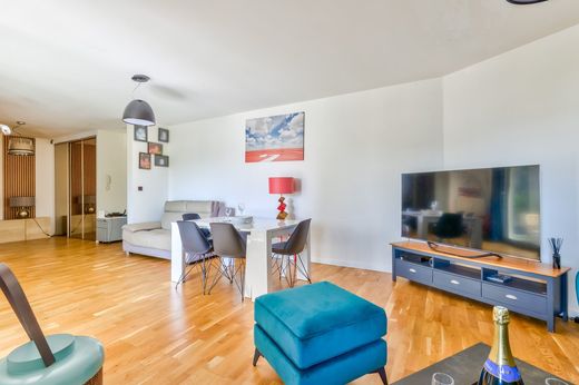 Apartament w Tassin-la-Demi-Lune, Rhône