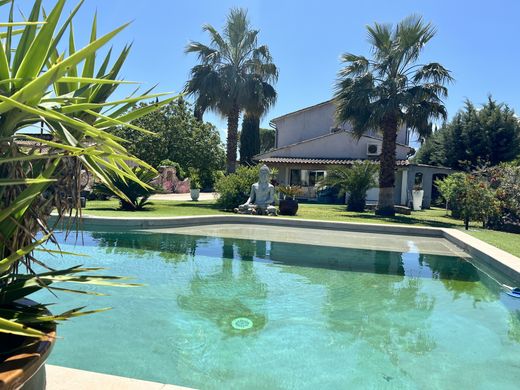 Luxury home in Le Muy, Var