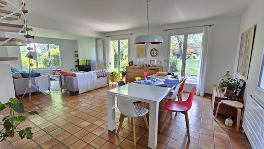 Casa de lujo en La Brède, Gironda