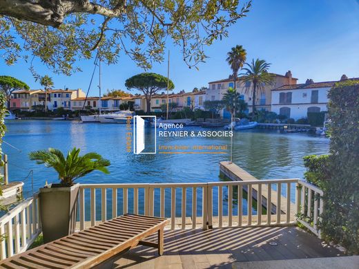 Casa de luxo - Port Grimaud, Var