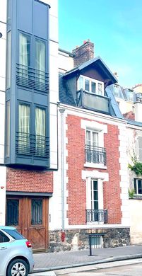 Luxus-Haus in Buttes-Chaumont, Villette, Bas Belleville, Paris