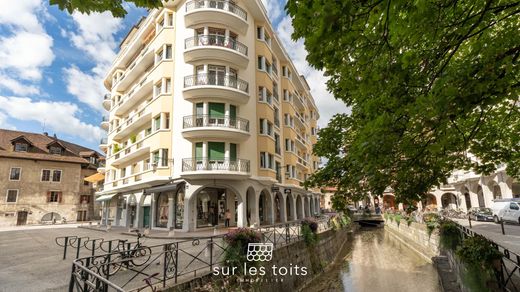 Daire Annecy, Haute-Savoie